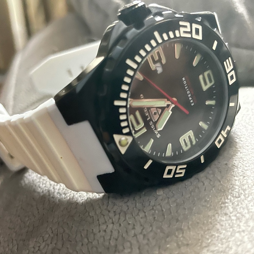 Wristwatch. Never worn